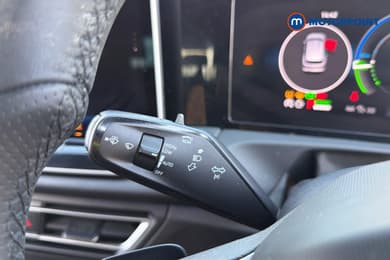 Volkswagen Tiguan R-Line Automatic Petrol Plug-In Hybrid SUV - Stock Number (1673892) - 6th supplementary image