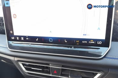 Volkswagen Tiguan R-Line Automatic Petrol Plug-In Hybrid SUV - Stock Number (1673892) - 14th supplementary image