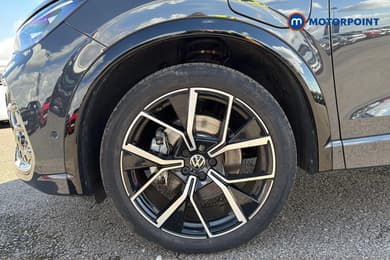 Volkswagen Tiguan R-Line Automatic Petrol Plug-In Hybrid SUV - Stock Number (1673892) - 47th supplementary image