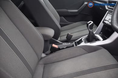 Volkswagen T-Roc Life Manual Petrol SUV - Stock Number (1659416) - 11th supplementary image