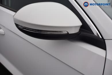 Volkswagen T-Roc Life Manual Petrol SUV - Stock Number (1659416) - 21st supplementary image