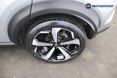 Nissan Juke Tekna Automatic Petrol SUV - Stock Number (1664498) - 2nd supplementary image
