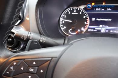Nissan Juke Tekna Automatic Petrol SUV - Stock Number (1664498) - 8th supplementary image