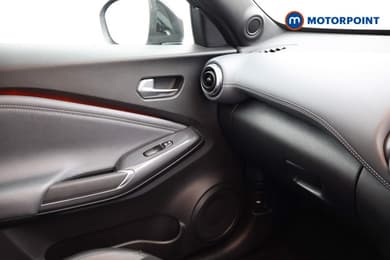 Nissan Juke Tekna Automatic Petrol SUV - Stock Number (1664498) - 16th supplementary image