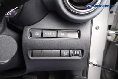 Nissan Juke Tekna Automatic Petrol SUV - Stock Number (1664498) - 19th supplementary image