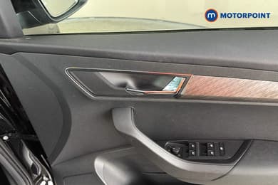 Skoda Karoq Se L Manual Petrol SUV - Stock Number (1669593) - 42nd supplementary image