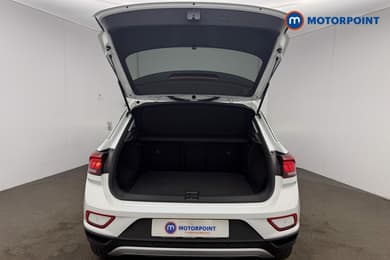 Volkswagen T-Roc Match Manual Petrol SUV - Stock Number (1673736) - 21st supplementary image