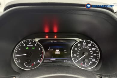 Nissan Juke N-Connecta Manual Petrol SUV - Stock Number (1655783) - 6th supplementary image
