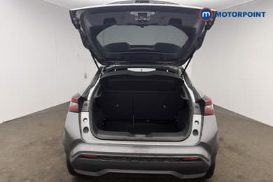 Nissan Juke N-Connecta Manual Petrol SUV - Stock Number (1655783) - 21st supplementary image
