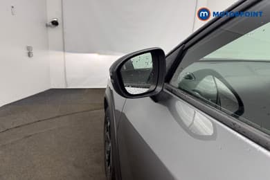 Nissan Juke N-Connecta Manual Petrol SUV - Stock Number (1655783) - 30th supplementary image