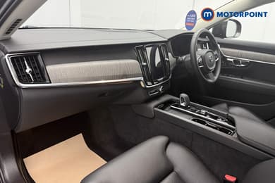 Volvo V90 Cross Country Automatic Diesel Estate - Stock Number (1667182) - 4th supplementary image
