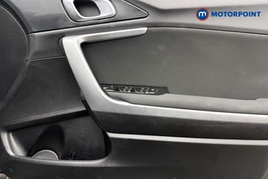Nissan Juke Tekna Manual Petrol SUV - Stock Number (1671279) - 17th supplementary image