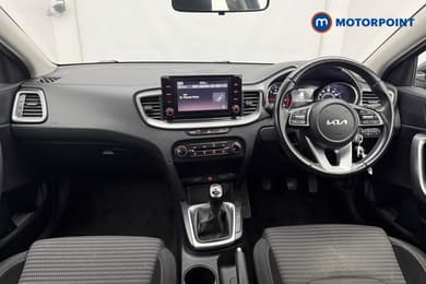 Nissan Juke Tekna Manual Petrol SUV - Stock Number (1671279) - 1st supplementary image