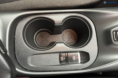 Nissan Juke N-Connecta Manual Petrol SUV - Stock Number (1671606) - 14th supplementary image