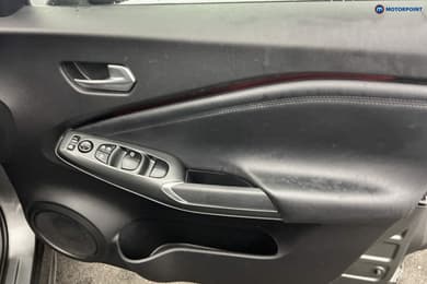 Nissan Juke N-Connecta Manual Petrol SUV - Stock Number (1671606) - 24th supplementary image