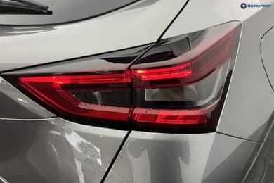 Nissan Juke N-Connecta Manual Petrol SUV - Stock Number (1671606) - 30th supplementary image