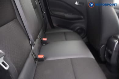 Nissan Juke N-Connecta Manual Petrol SUV - Stock Number (1671623) - 8th supplementary image