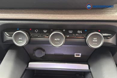 Citroen C5 X Plus Automatic Petrol Hatchback - Stock Number (1675125) - 13th supplementary image