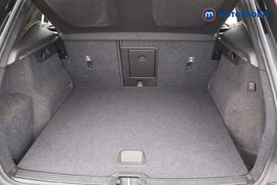 Volvo Xc40 Core Automatic Petrol SUV - Stock Number (1671209) - 26th supplementary image