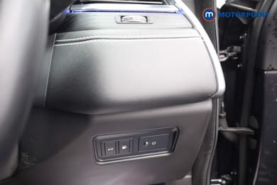 Jaguar F-Pace R-Dynamic Hse Black Automatic Petrol Plug-In Hybrid SUV - Stock Number (1675347) - 7th supplementary image