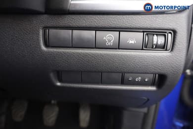 Nissan Qashqai Acenta Premium Manual Petrol SUV - Stock Number (1667095) - 12th supplementary image