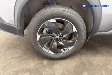 Nissan X-Trail Acenta Premium Automatic Petrol-Electric Hybrid SUV - Stock Number (1667530) - 24th supplementary image
