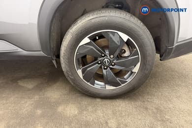 Nissan X-Trail Acenta Premium Automatic Petrol-Electric Hybrid SUV - Stock Number (1667530) - 25th supplementary image