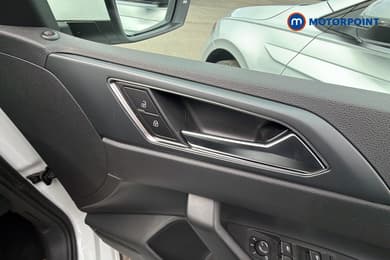 Volkswagen Polo R-Line Manual Petrol Hatchback - Stock Number (1668505) - 5th supplementary image