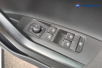 Volkswagen Polo R-Line Manual Petrol Hatchback - Stock Number (1668505) - 6th supplementary image