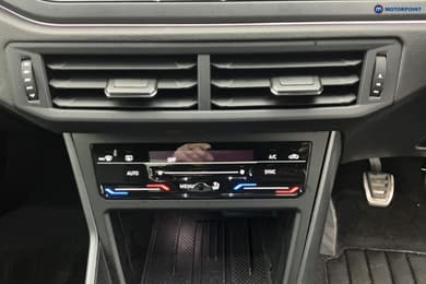 Volkswagen Polo R-Line Manual Petrol Hatchback - Stock Number (1670134) - 17th supplementary image
