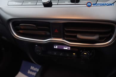 Nissan Juke N-Connecta Automatic Petrol SUV - Stock Number (1667446) - 11th supplementary image