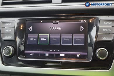 Skoda Fabia SE Manual Petrol Hatchback - Stock Number (1670448) - 4th supplementary image