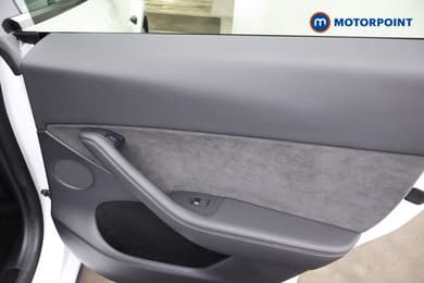 Tesla Model Y Long Range Automatic Electric SUV - Stock Number (1658899) - 18th supplementary image