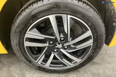 Peugeot 208 Active Premium -Plus Manual Petrol Hatchback - Stock Number (1677210) - 36th supplementary image