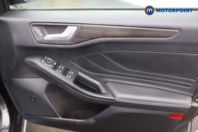 Ford Focus Vignale 1.0 Ecoboost 125 5Dr Manual Petrol Hatchback - Stock Number (1650141) - 12th supplementary image