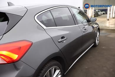 Ford Focus Vignale 1.0 Ecoboost 125 5Dr Manual Petrol Hatchback - Stock Number (1650141) - 26th supplementary image
