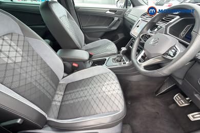 Volkswagen Tiguan R-Line Edition Automatic Petrol SUV - Stock Number (1674709) - 18th supplementary image