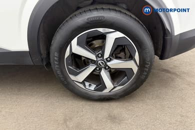 Nissan Qashqai N-Connecta Manual Petrol SUV - Stock Number (1675072) - 23rd supplementary image