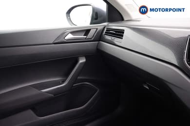 Volkswagen Taigo Life Manual Petrol SUV - Stock Number (1675933) - 15th supplementary image