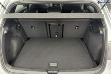 Volkswagen Golf R-Line Manual Petrol Hatchback - Stock Number (1672674) - 3rd supplementary image