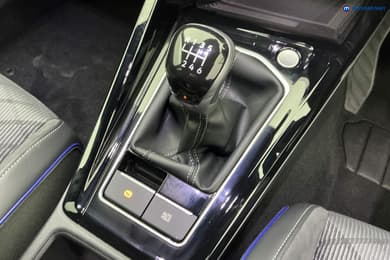 Volkswagen Golf R-Line Manual Petrol Hatchback - Stock Number (1672674) - 17th supplementary image