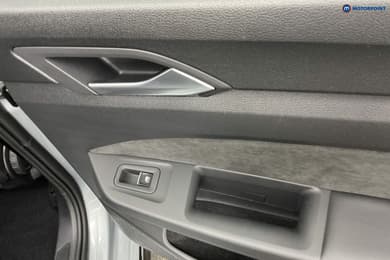 Volkswagen Golf R-Line Manual Petrol Hatchback - Stock Number (1672674) - 29th supplementary image
