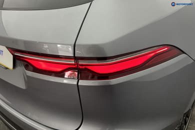 Jaguar F-Pace R-Dynamic Black Automatic Diesel SUV - Stock Number (1674773) - 32nd supplementary image