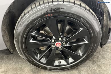Jaguar F-Pace R-Dynamic Black Automatic Diesel SUV - Stock Number (1674773) - 35th supplementary image