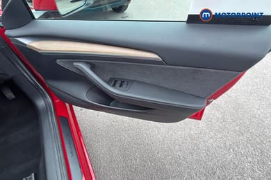 Tesla Model 3 Long Range Automatic Electric Saloon - Stock Number (1675397) - 4th supplementary image