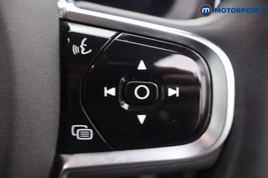 Volvo Xc60 Plus Automatic Petrol SUV - Stock Number (1675806) - 14th supplementary image
