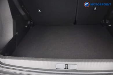 Peugeot 2008 Allure Manual Petrol SUV - Stock Number (1677495) - 5th supplementary image