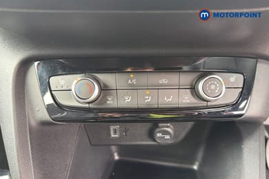 Vauxhall Corsa YES Manual Petrol Hatchback - Stock Number (1639867) - 12th supplementary image