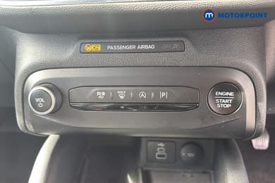 Ford Focus Active X Manual Petrol Hatchback - Stock Number (1668056) - 14th supplementary image