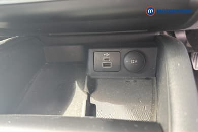 Ford Focus Active X Manual Petrol Hatchback - Stock Number (1668056) - 15th supplementary image